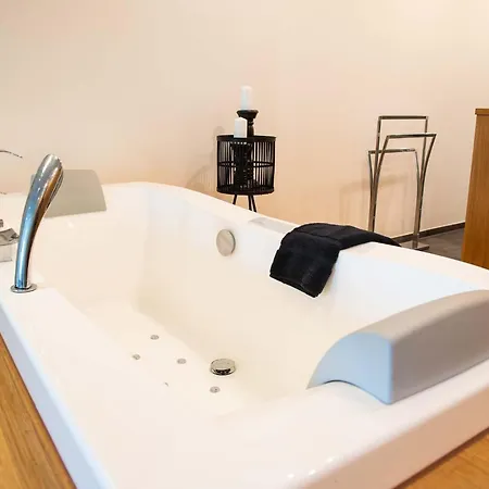 In - Allgaeu Mit Whirlpool By Interhome شقة كمبتن